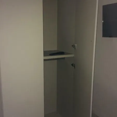 Live 4* Νάπολη