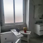 招待所 Live