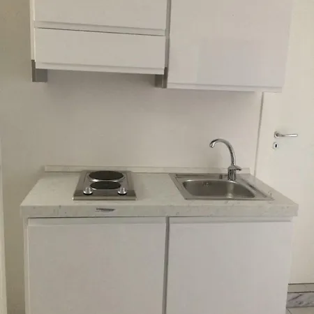 Live 4* 那不勒斯